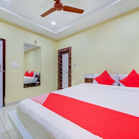 فندق دار ضيافة 29567 كيه إس إل Karimnagar المظهر الخارجي الصورة
