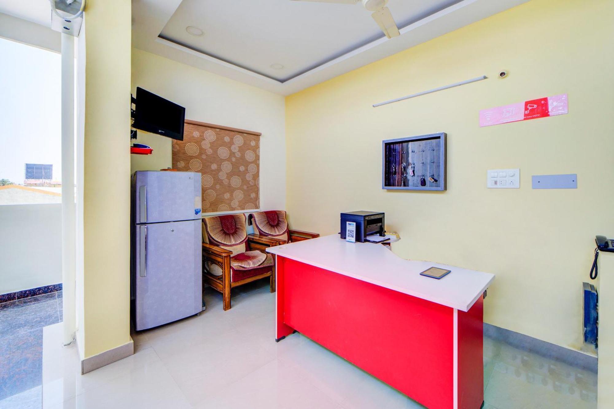فندق دار ضيافة 29567 كيه إس إل Karimnagar المظهر الخارجي الصورة