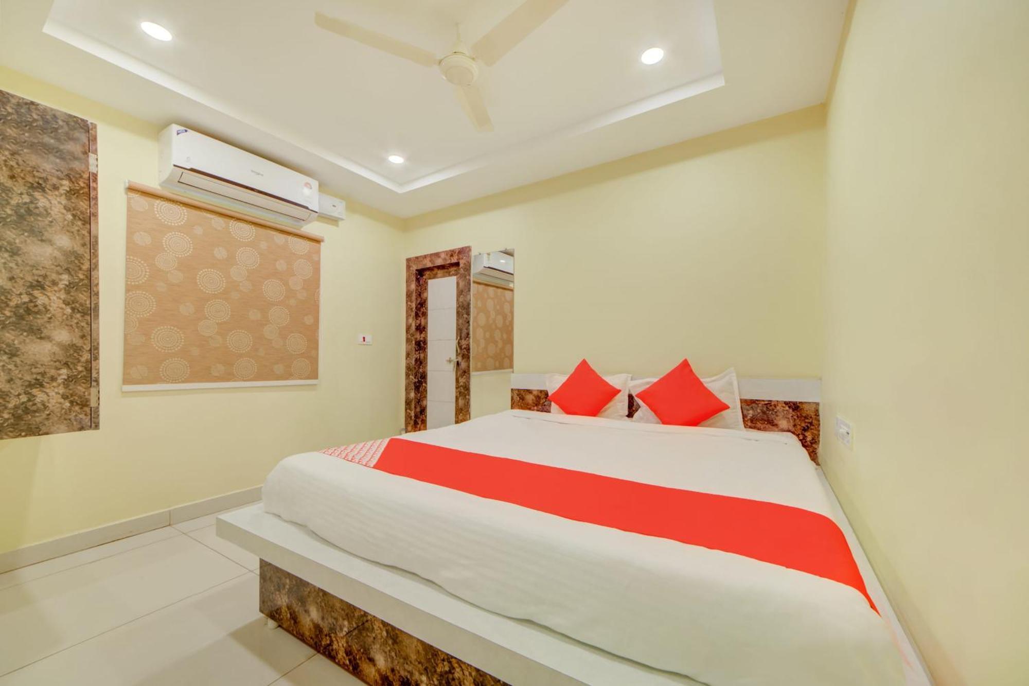 فندق دار ضيافة 29567 كيه إس إل Karimnagar المظهر الخارجي الصورة