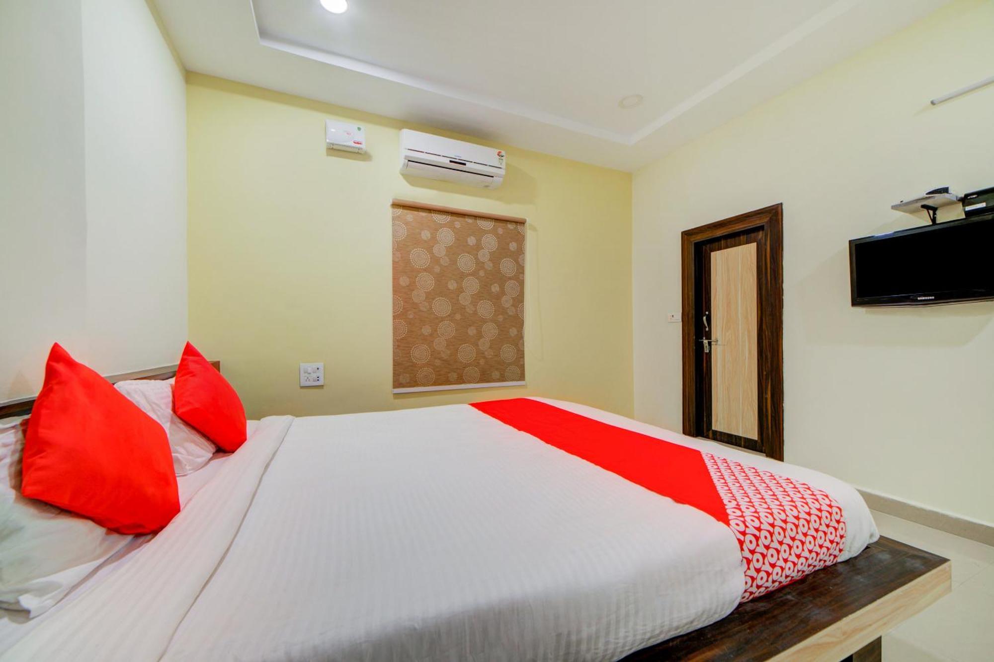 فندق دار ضيافة 29567 كيه إس إل Karimnagar المظهر الخارجي الصورة